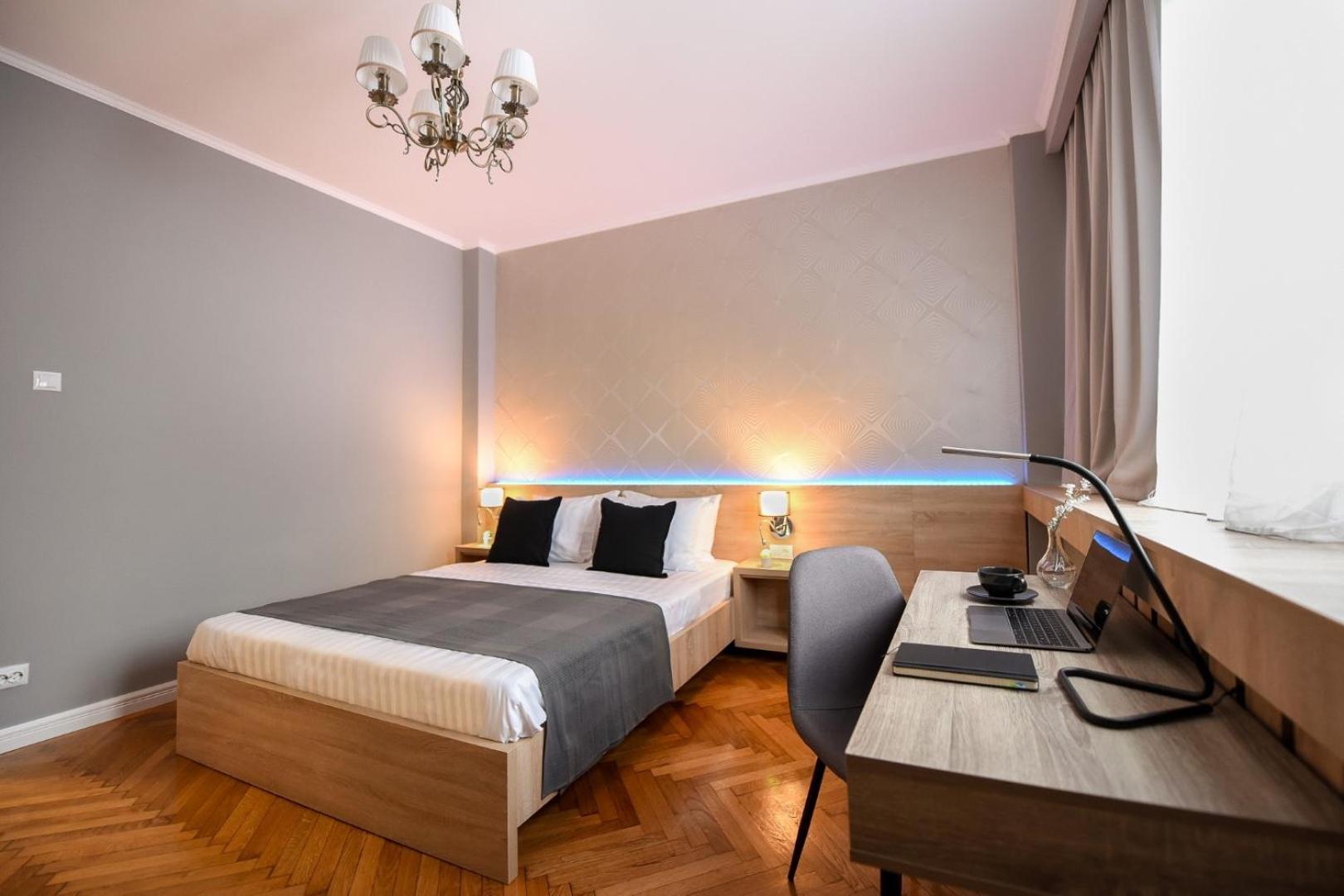 City Center Getaway - Cozy Accommodation For Your Perfect Stay ブカレスト 部屋 写真