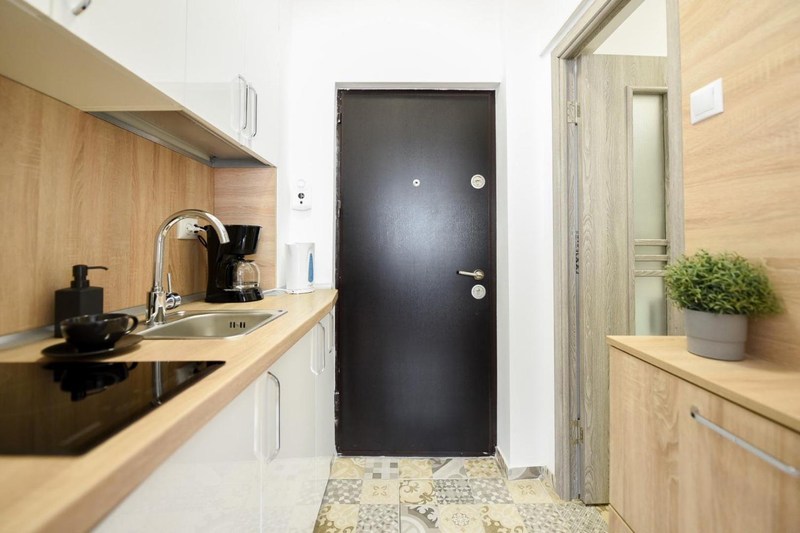 City Center Getaway - Cozy Accommodation For Your Perfect Stay ブカレスト 部屋 写真