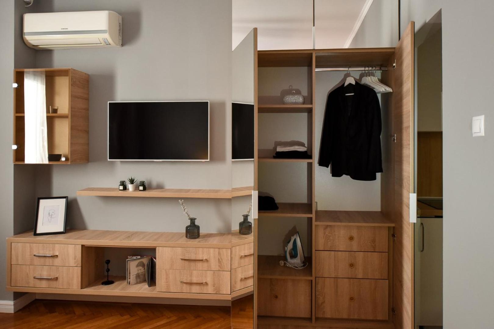 City Center Getaway - Cozy Accommodation For Your Perfect Stay ブカレスト 部屋 写真