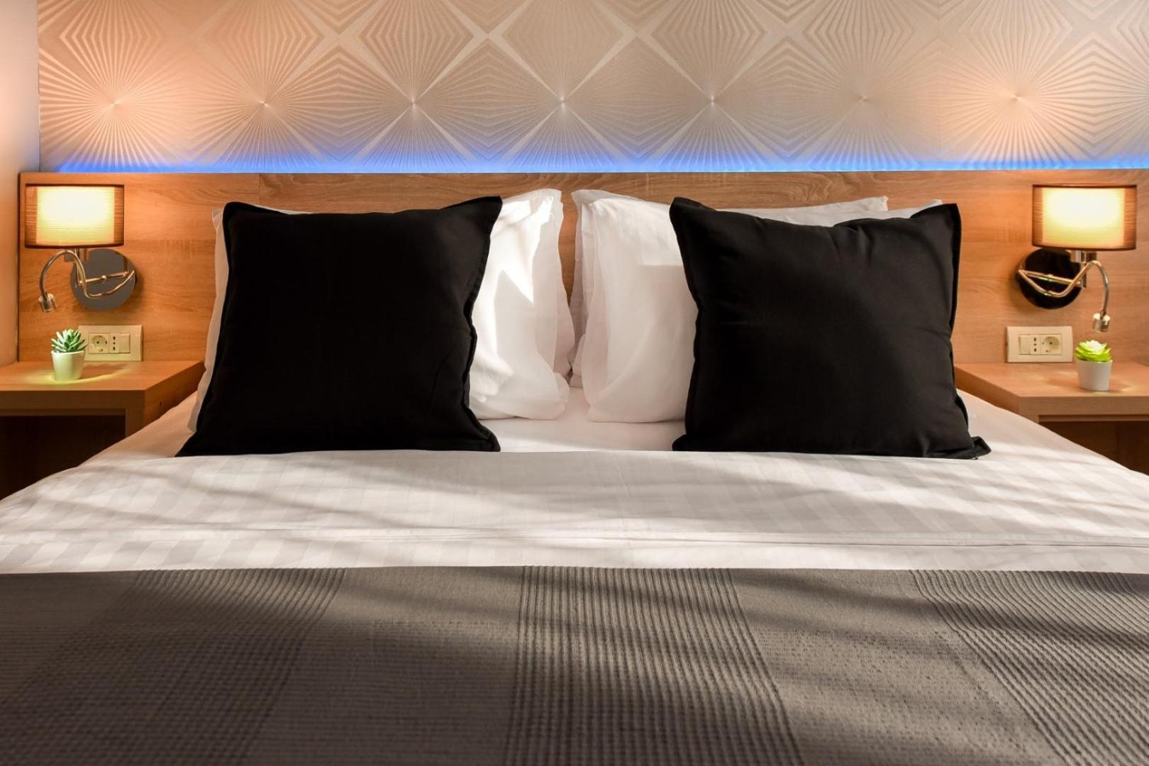 City Center Getaway - Cozy Accommodation For Your Perfect Stay ブカレスト 部屋 写真