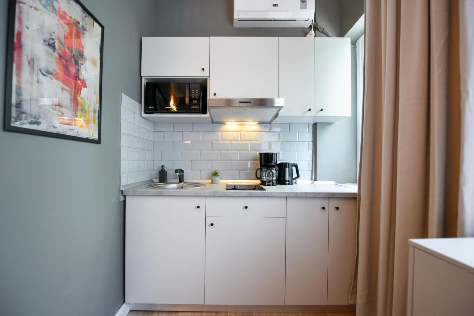 City Center Getaway - Cozy Accommodation For Your Perfect Stay ブカレスト 部屋 写真