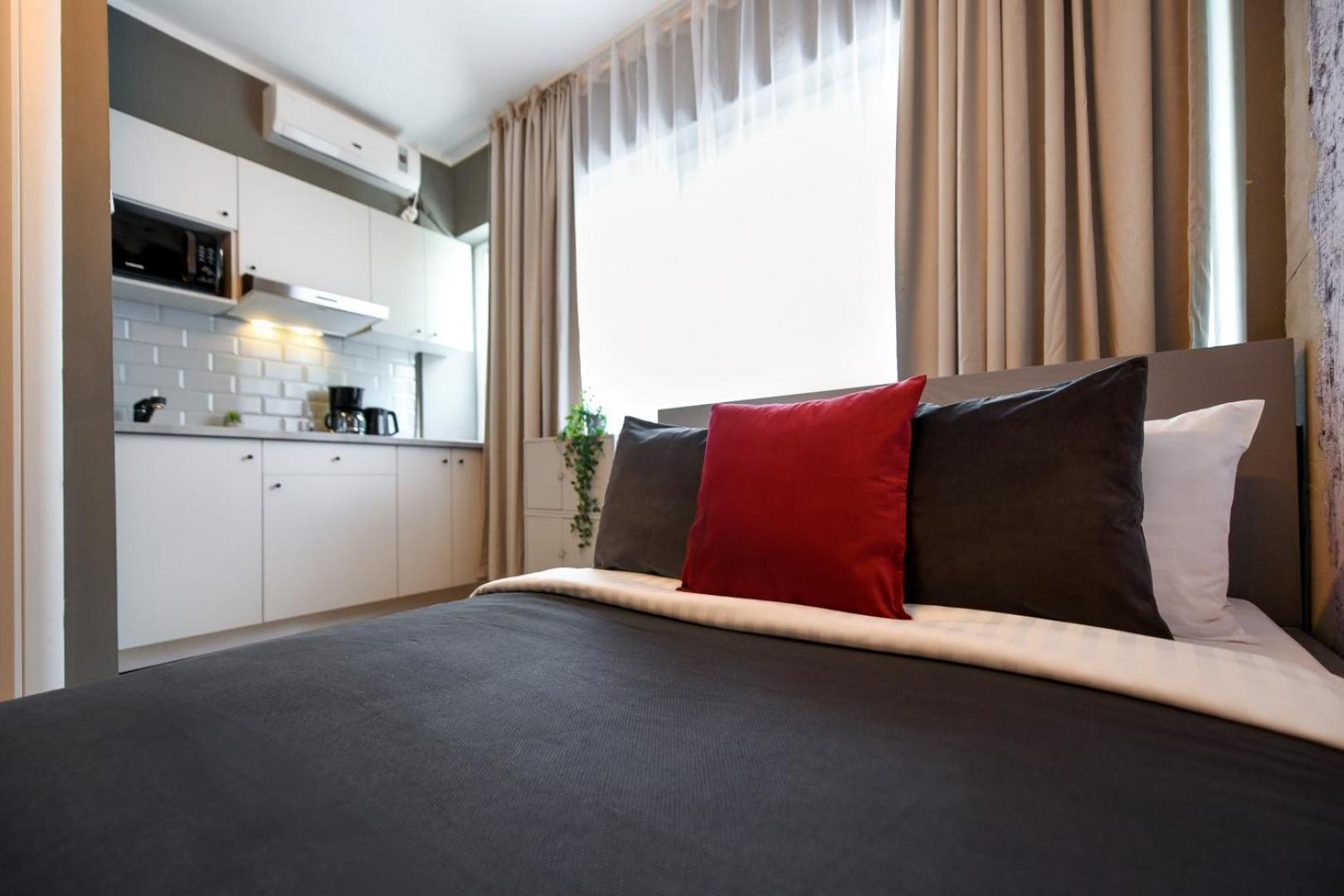 City Center Getaway - Cozy Accommodation For Your Perfect Stay ブカレスト 部屋 写真
