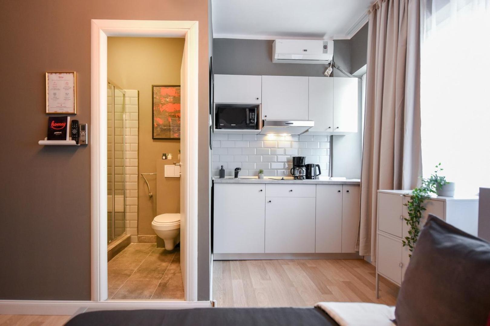 City Center Getaway - Cozy Accommodation For Your Perfect Stay ブカレスト 部屋 写真